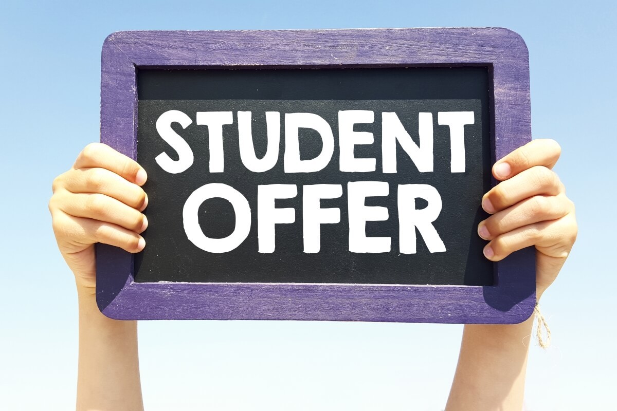 b2ap3_large_Optimized-shutterstock_308963102-1-1 Students offers and discounts in Australia 2022